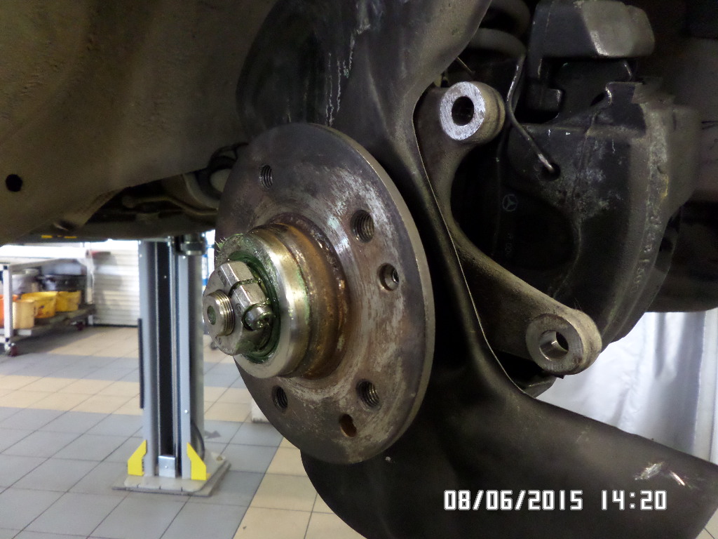 Замена ступицы Мерседес