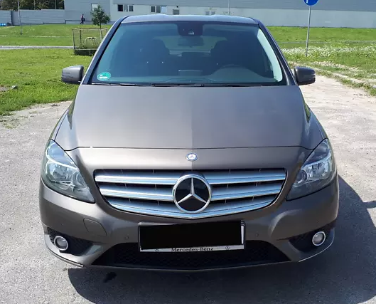 Мерседес спереди Б-класс