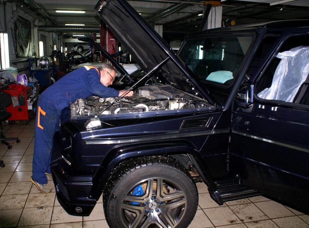 осмотр двигателя Гелендвагена