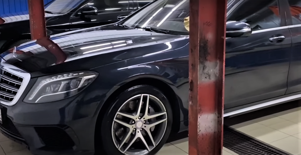 Мерседес W222 в автосервисе