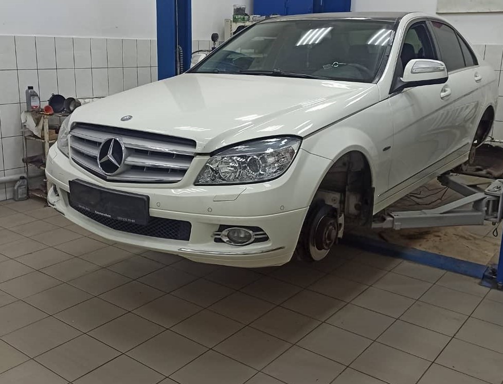 Замена масла в АКПП W204