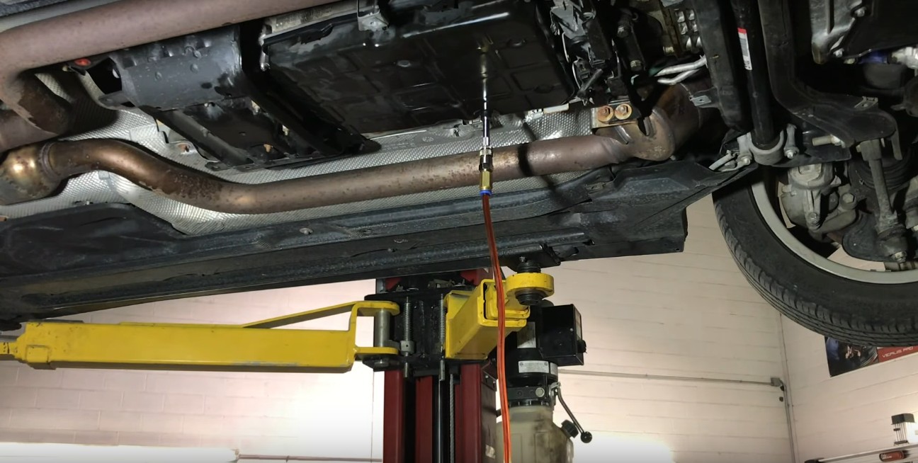 Замена масла в АКПП Мерседес W204