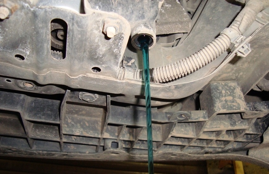 Замена охлаждающей жидкости Мерседес