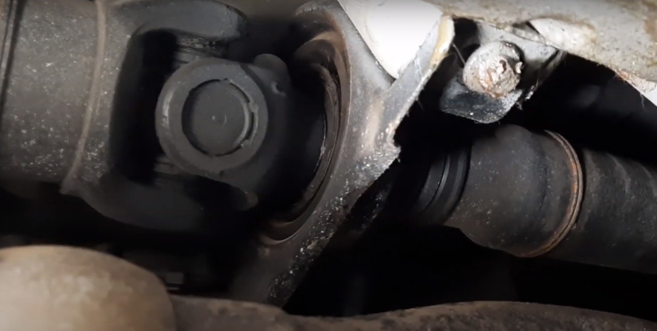 Замена подвесного подшипника Мерседес W204