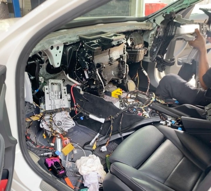 Замена радиатора печки Мерседес С 180