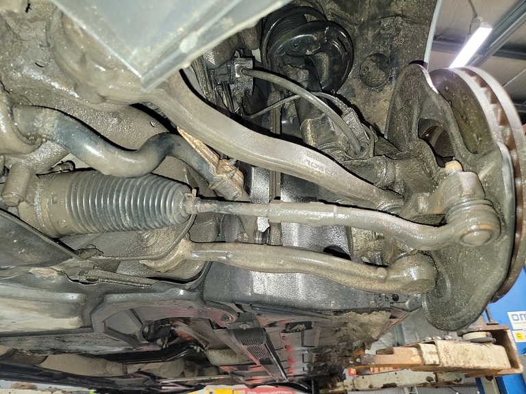 Замена рулевых тяг Мерседес