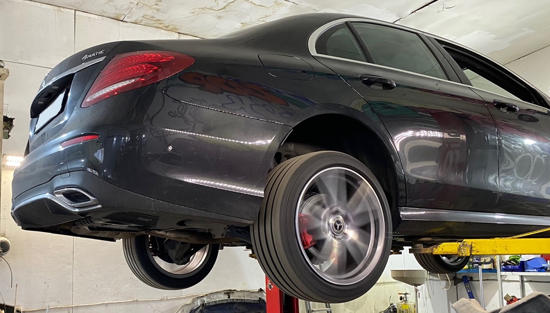 После замены ступицы на Мерседесе