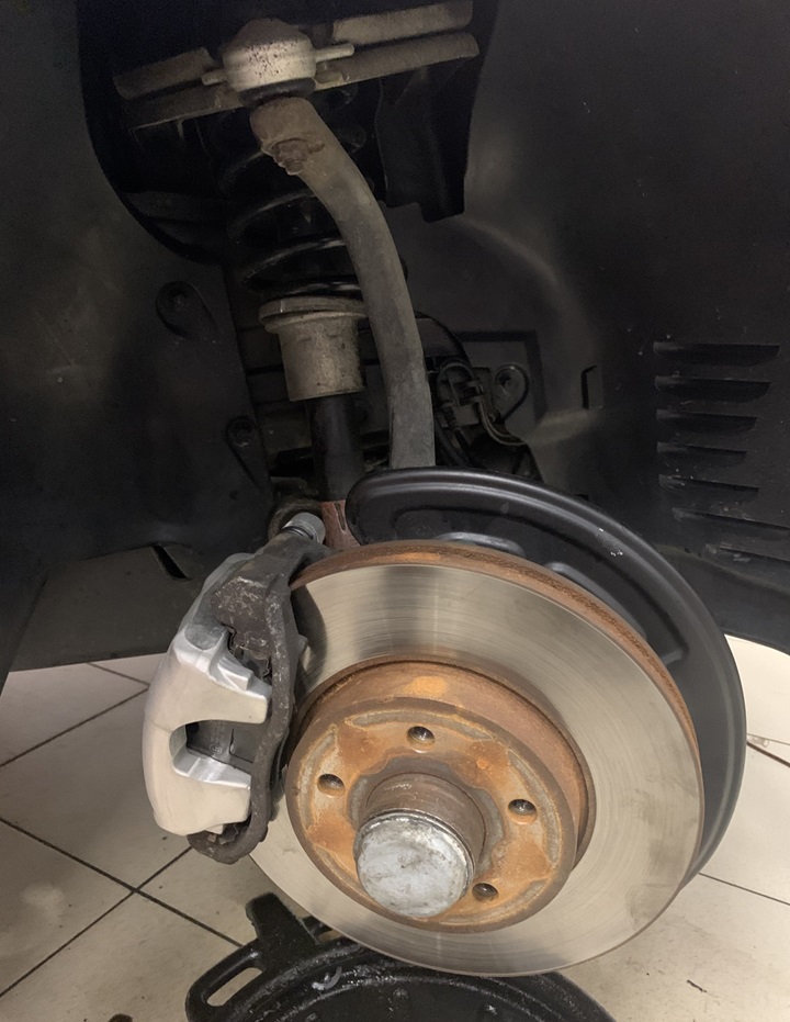 Замена суппорта Мерседес