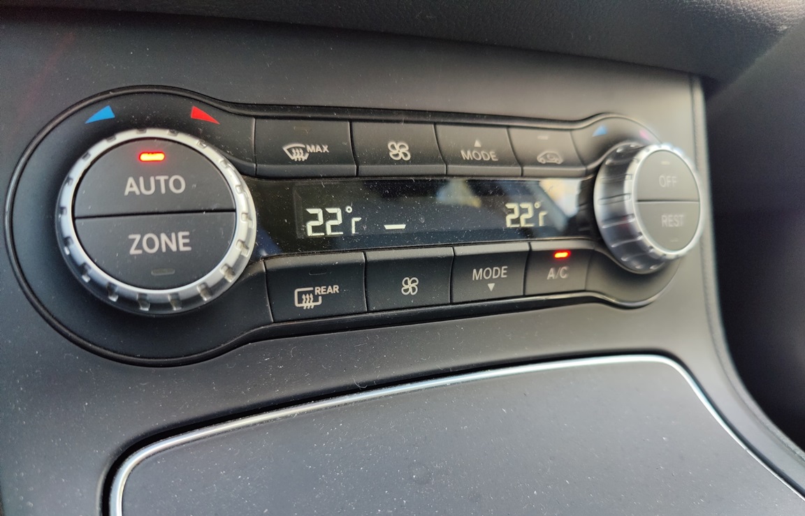 После заправки кондиционера Мерседес