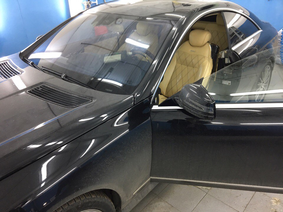 Подготовка Мерседес к замене стеклоподъемника